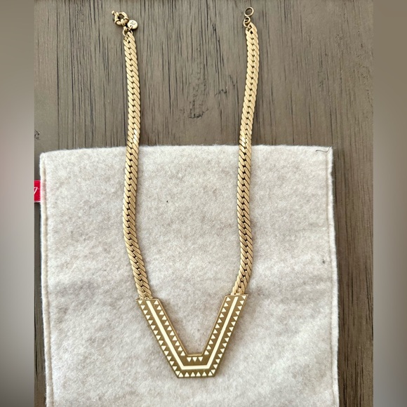 Madewell Chevron Statement Necklace - Picture 6 of 9